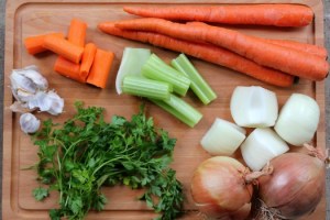 homemade-chicken-stock-2