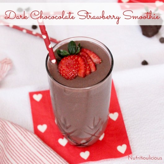 dark-chococolate-strawberry-smoothie